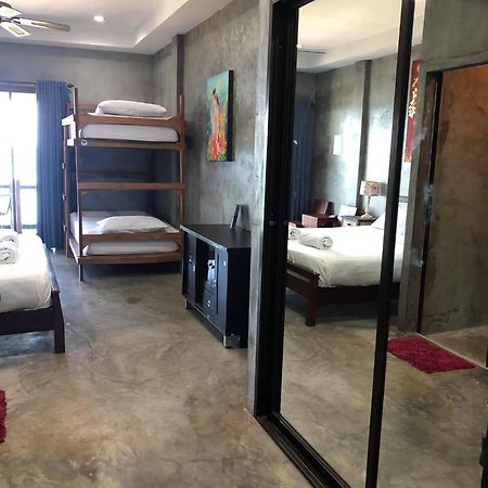 Pond'S Hostel Koh Tao Exterior photo